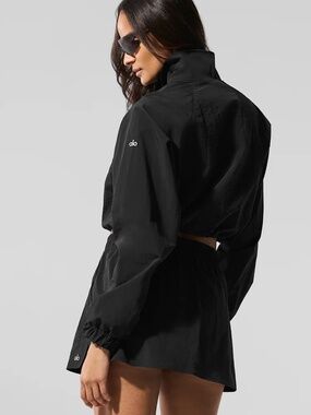 ALO Black Cropped 1/4 Zip Alumni Pullover Sz SM